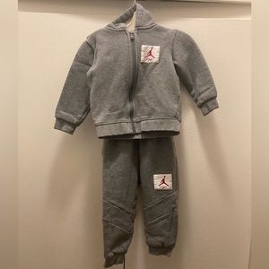 Jordan toddler  boy 2-pc.
